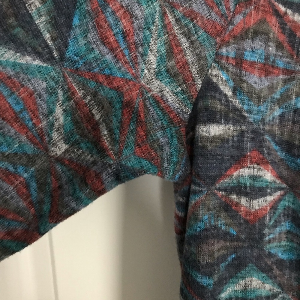 Small LulaRoe Sarah - Picture 4 of 4